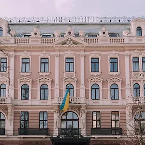 grand.hotelslviv.net/